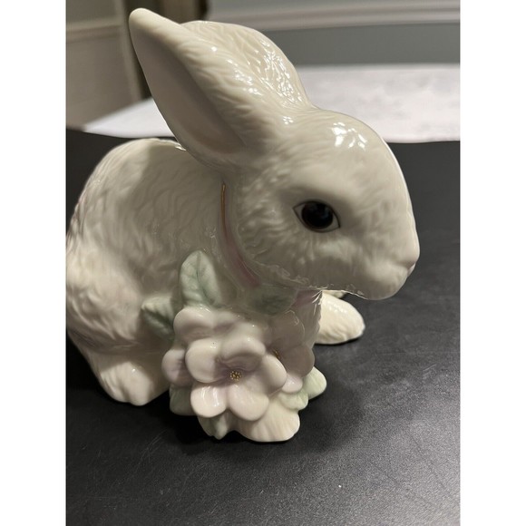 Lenox Easter Bunny Rabbit Flowers Candle Holder Figurine - Picture 2 of 13